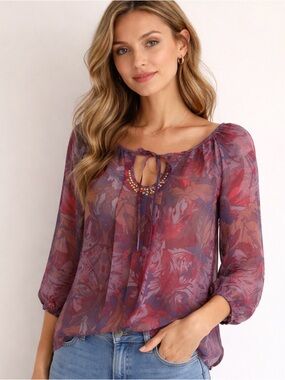 Never worn XS princess vera wang shirt 1700